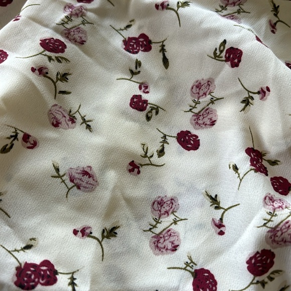 Floral tie top - Picture 2 of 3